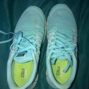 Women’s Nike Free Run shoes